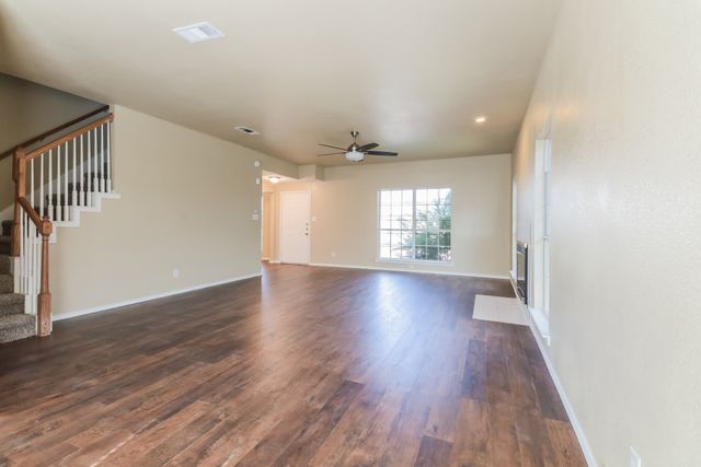 4108 Creekmeadow Drive, Carrollton, TX 75010