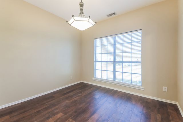 4108 Creekmeadow Drive, Carrollton, TX 75010