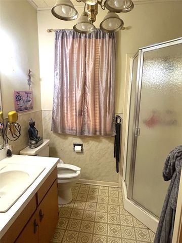 706 Virginia Street, Graham, TX 76450