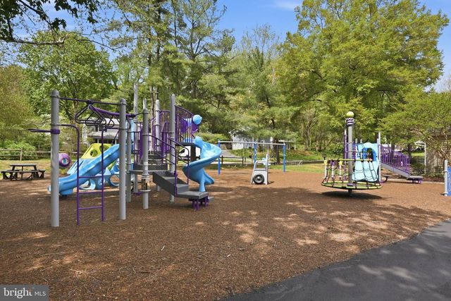 1567 COMANCHE RD, Arnold, MD 21012