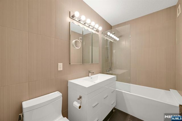 1530 Palisade Avenue 23S, Fort Lee, NJ 07024