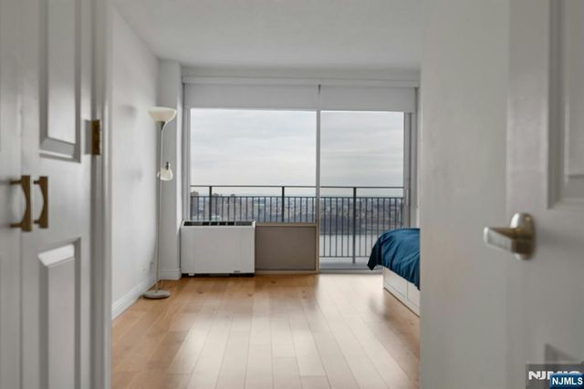 1530 Palisade Avenue 23S, Fort Lee, NJ 07024