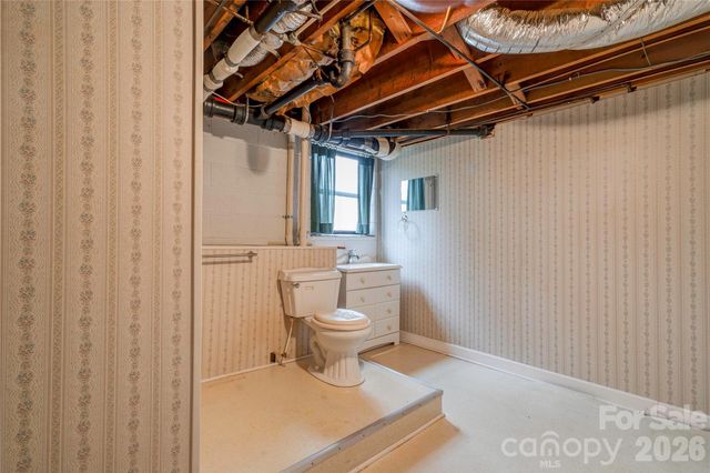 1516 Marlwood Drive, Shelby, NC 28150