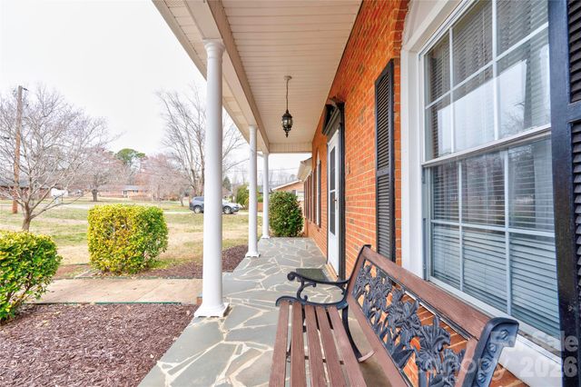 1516 Marlwood Drive, Shelby, NC 28150