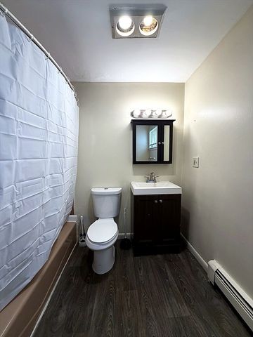 10 Exchange Ct 2, Waltham, MA 02451