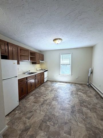 10 Exchange Ct 2, Waltham, MA 02451