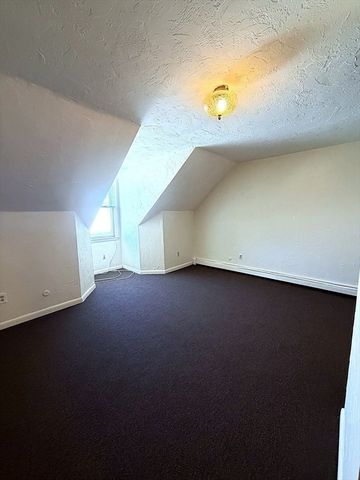 10 Exchange Ct 2, Waltham, MA 02451