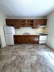 10 Exchange Ct 2, Waltham, MA 02451
