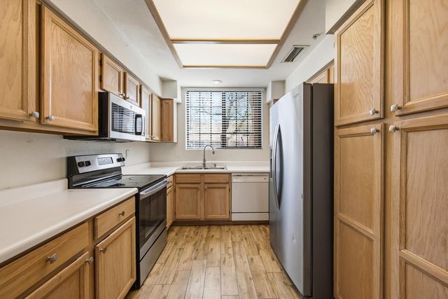 11515 N 91st Street Unit 152, Scottsdale, AZ 85260