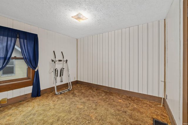 1637 Short Street, Fort Wayne, IN 46808