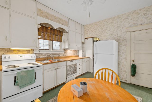 1637 Short Street, Fort Wayne, IN 46808