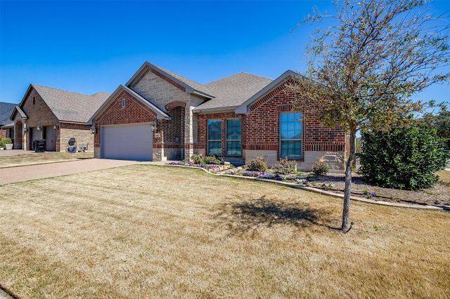 6829 Canyon Rock, Benbrook, TX 76126