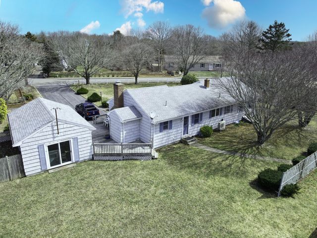 108 Trotting Park Road, Falmouth, MA 02540