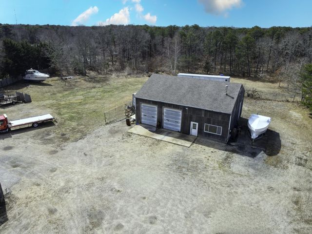 108 Trotting Park Road, Falmouth, MA 02540