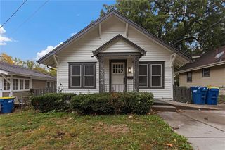 34 S Jewell Street, Liberty, MO 64068