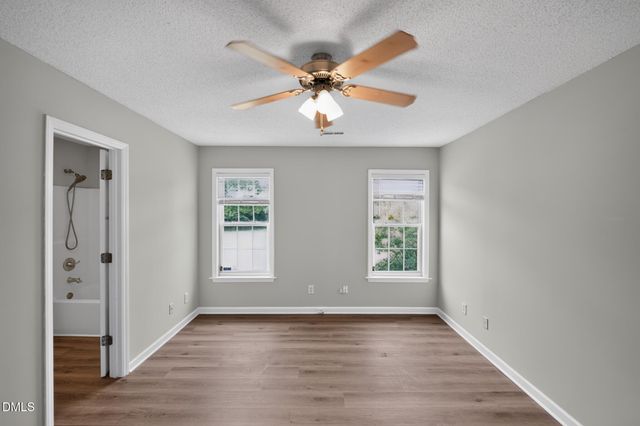 904 Rauhut Street, Burlington, NC 27217