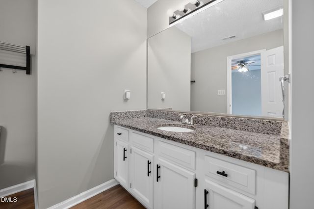 904 Rauhut Street, Burlington, NC 27217