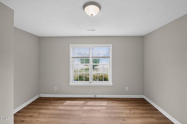 904 Rauhut Street, Burlington, NC 27217