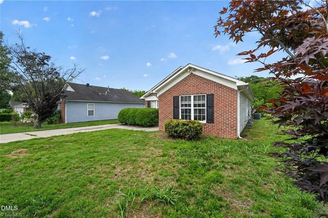 904 Rauhut Street, Burlington, NC 27217