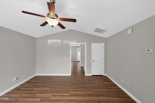 904 Rauhut Street, Burlington, NC 27217