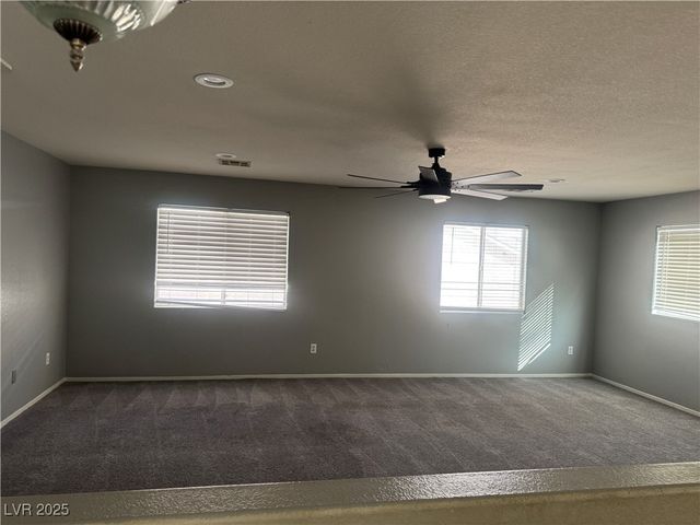 5004 Cascade Pools Avenue, Las Vegas, NV 89131