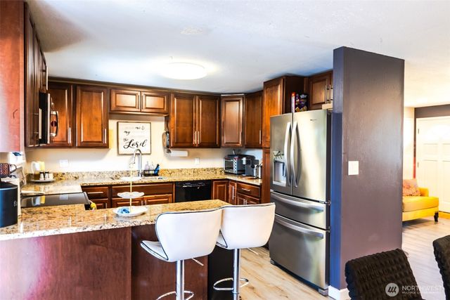 22941 105th Avenue SE, Kent, WA 98031