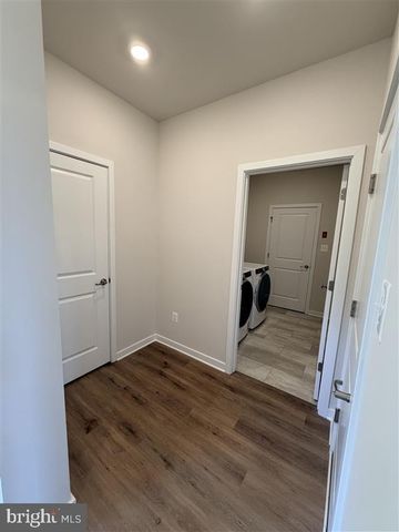 1193 RESORT BLVD, Dover, DE 19904