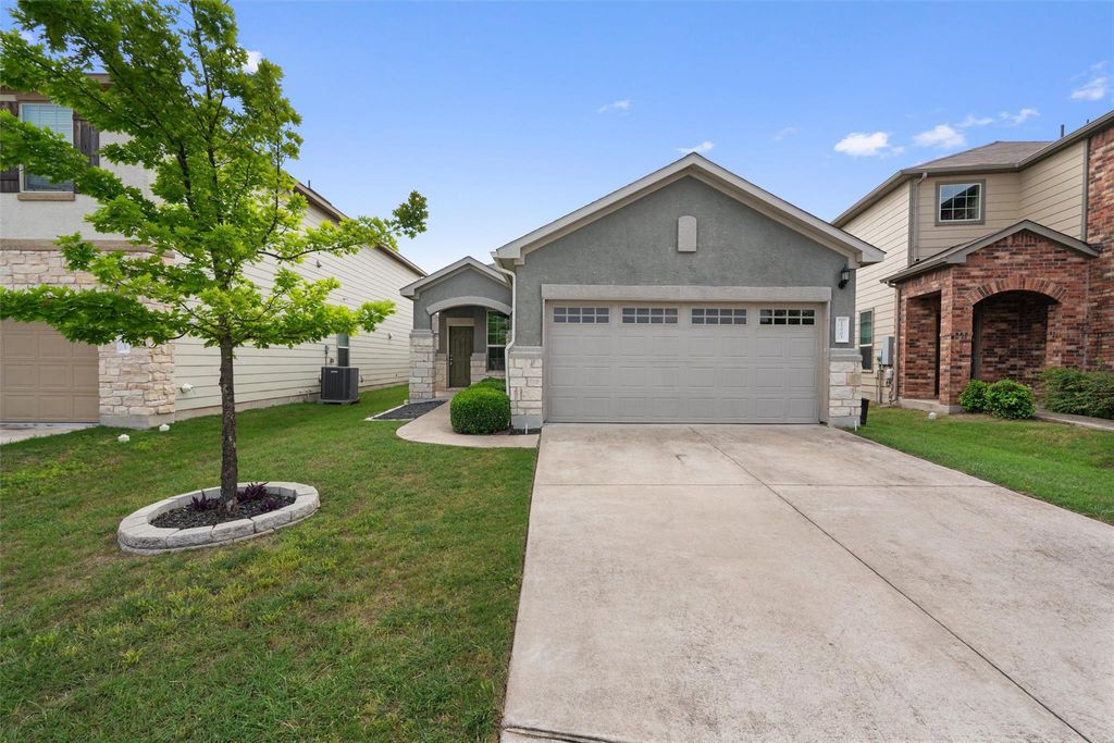 15903 Serene Fleming TRCE, Austin, TX 78728