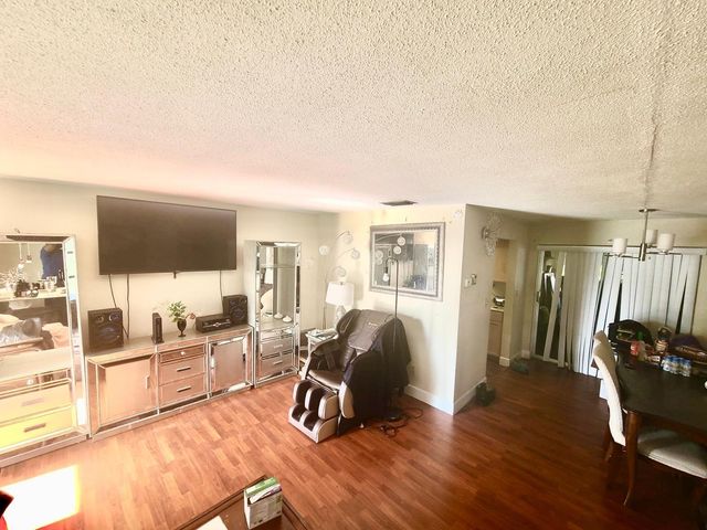 2910 E Golf Blvd, Pompano Beach, FL 33064