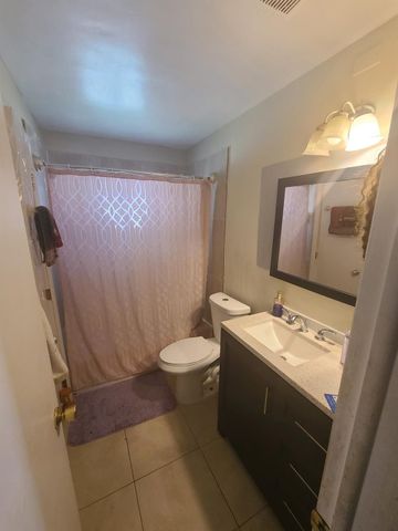 2910 E Golf Blvd, Pompano Beach, FL 33064