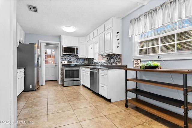 1474 BETTY Court, Orange Park, FL 32073