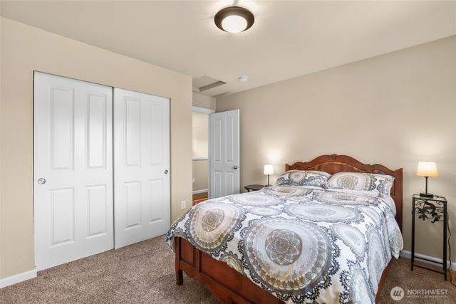 3711 Santis Loop SE, Lacey, WA 98503