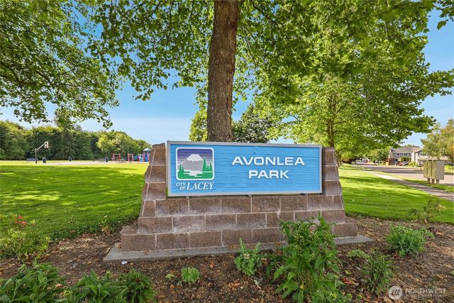 3711 Santis Loop SE, Lacey, WA 98503
