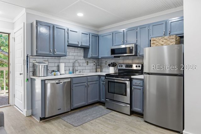 239 Beach City Rd Apt 2307, Hilton Head Island, SC 29926