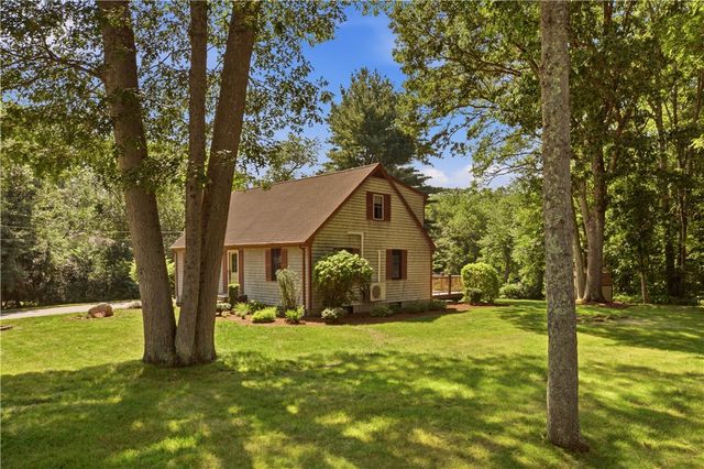 46 Beth Road, Tiverton, RI 02878