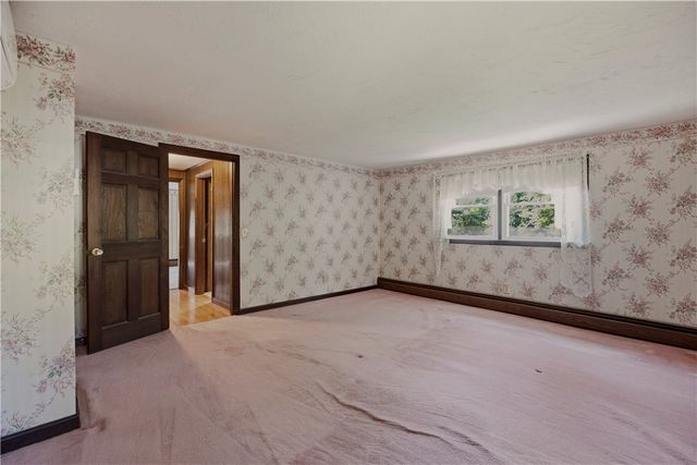 46 Beth Road, Tiverton, RI 02878