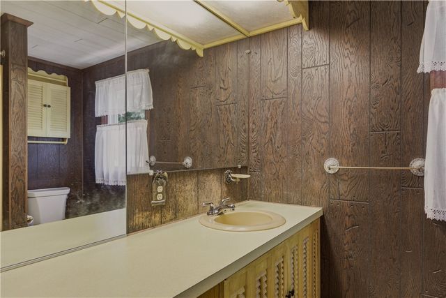 46 Beth Road, Tiverton, RI 02878