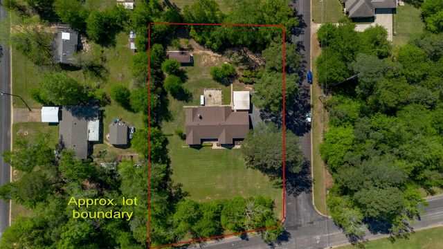 2801 Florence Street, Kilgore, TX 75662