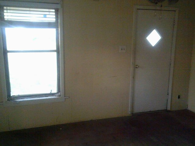 414 HYDE PARK CIR, Covington, TN 38019