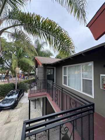 1776 Stanton, Long Beach, CA 90804
