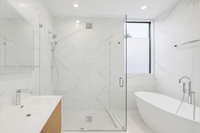 3458 Day Ave, Miami, FL 33133