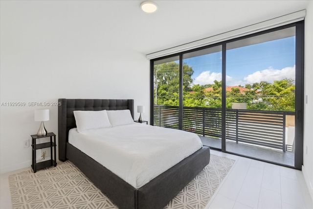 3458 Day Ave, Miami, FL 33133