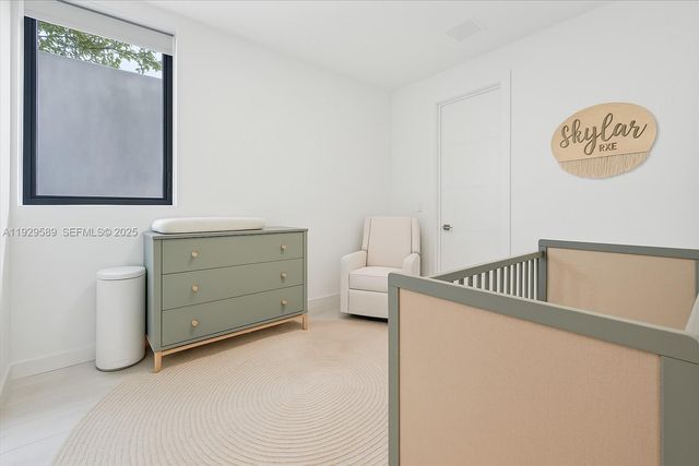 3458 Day Ave, Miami, FL 33133