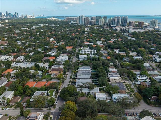 3458 Day Ave, Miami, FL 33133