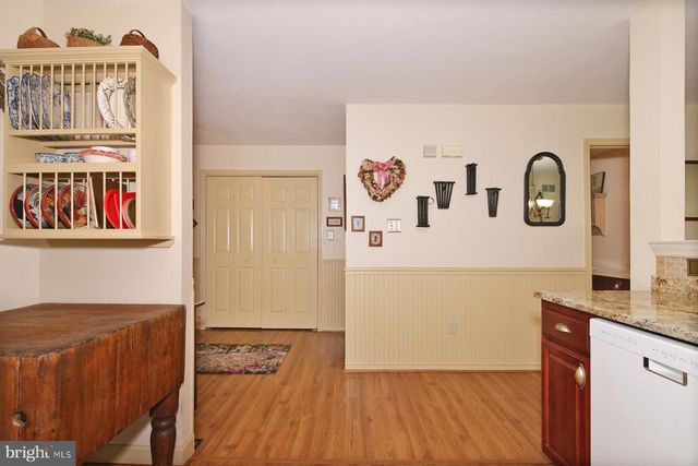 411 OMICRON PL, Wernersville, PA 19565