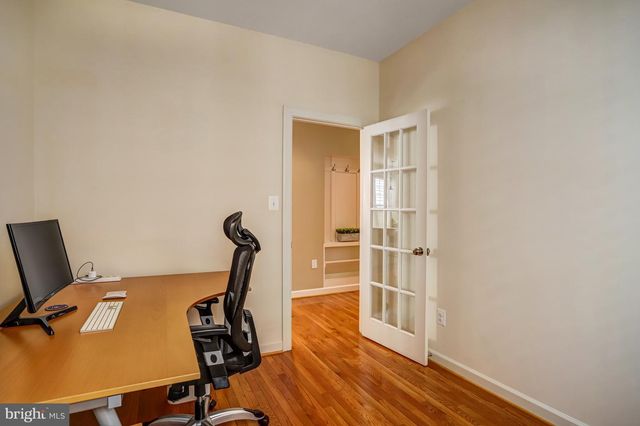 211 WINTER WALK DR, Gaithersburg, MD 20878