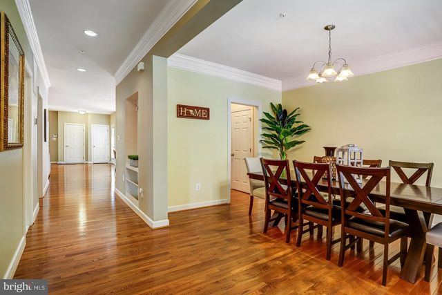 211 WINTER WALK DR, Gaithersburg, MD 20878