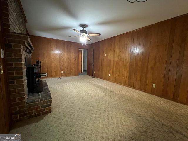 215 Old Oxford Road, Covington, GA 30014