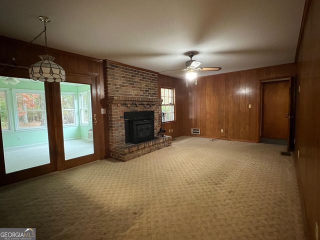 215 Old Oxford Road, Covington, GA 30014