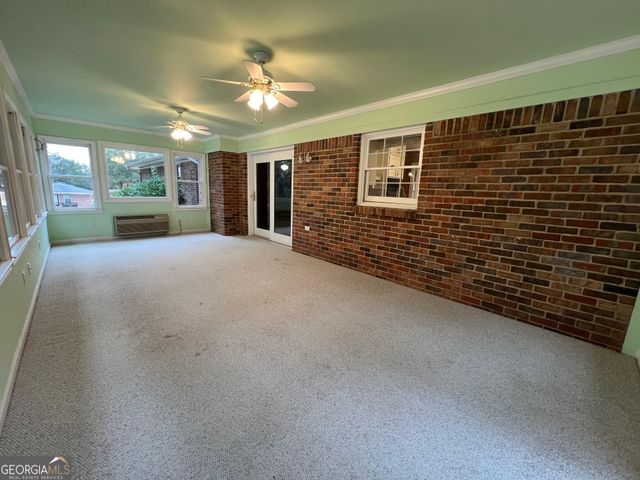 215 Old Oxford Road, Covington, GA 30014